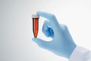 艾本德Eppendorf Tubes? 5.0 mL 帶螺旋蓋, 5.0 mL, 無菌、無熱原, 無RNase和DNase, 無DNA, 琥珀色（光保護(hù)）, 200 個(gè) (2 包 × 100 個(gè))貨號(hào)