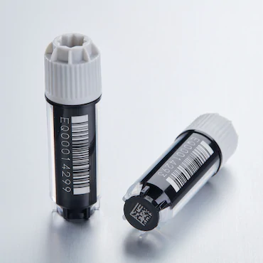艾本德Eppendorf CryoStorage Vial, 2.0 mL, 不含 DNase、RNase、人類(lèi) DNA 和內(nèi)毒素；外螺紋，預(yù)先加蓋灰色管蓋，帶 2D SafeCode (DataMa